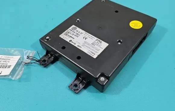 Volkswagen Tiguan Central body control module 1K8035730C IMPRK1580627