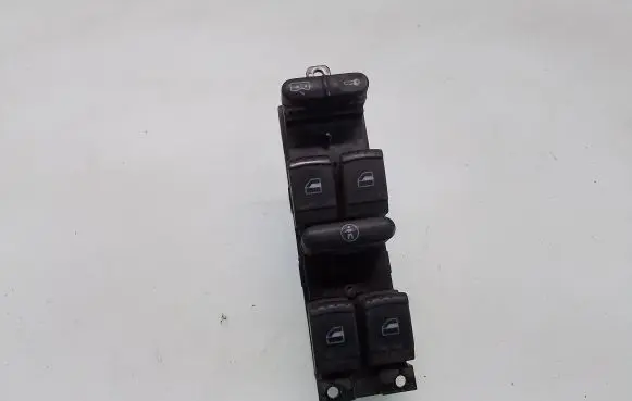 Volkswagen PASSAT B5.5 Electric window control switch 1J4959857B