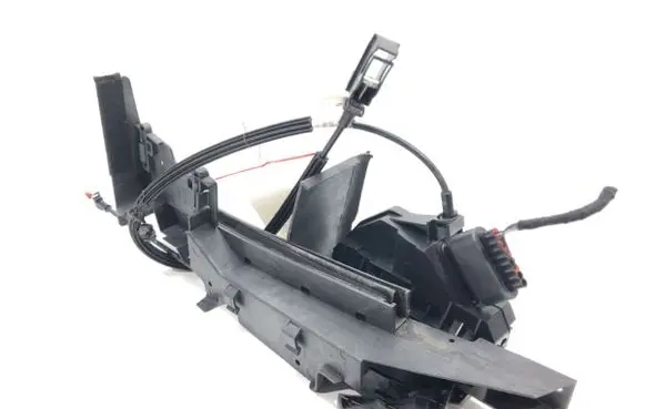 Ford C-MAX II Front door lock