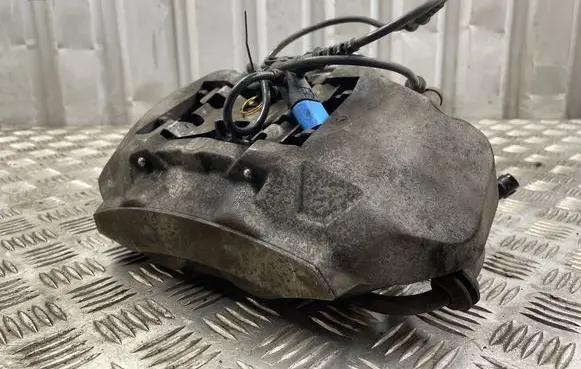 Mercedes-Benz GLC C253 Front brake caliper 25308