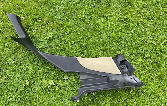 Tesla Model S Rear sill trim cover 100871806B