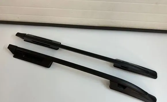 Volkswagen Amarok Roof bar rail