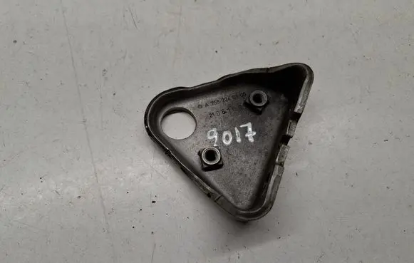 Mercedes-Benz GLE W167 other engine part 2562240300 A2562240300