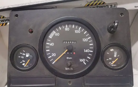 Mercedes-Benz 100 W631 Speedometer (instrument cluster) 6316890590