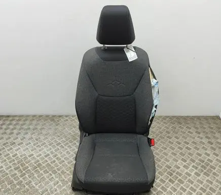 Toyota Yaris Cross Front passenger seat 710730UE60C4 710710UD20C1