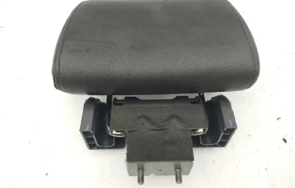 Chevrolet Captiva Third row seat headrest 