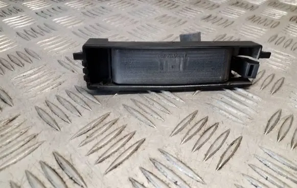 Toyota Auris E180 Number plate light