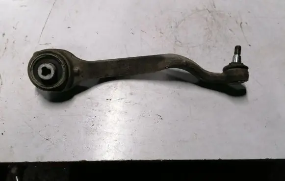Mercedes-Benz E W212 Front lower control arm/wishbone