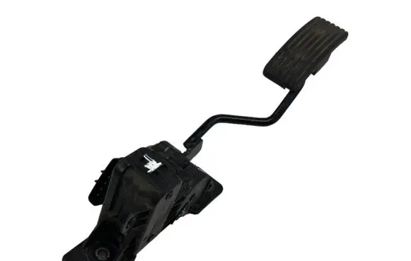 Mitsubishi Grandis Accelerator throttle pedal APM30005 5y240116
