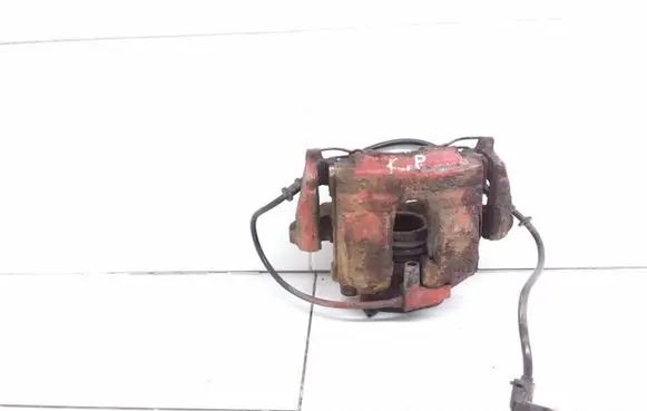 Mercedes-Benz E W210 Front brake caliper