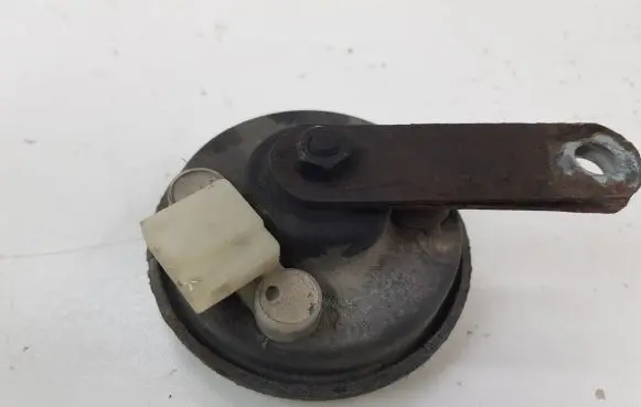 Toyota Avensis T250 Horn signal