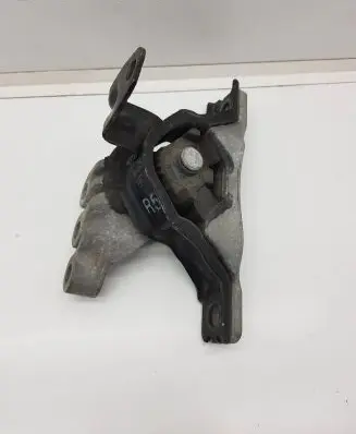 Opel Antara Engine mount bracket X04908
