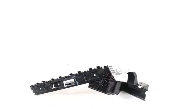 Rear bumper mounting bracket