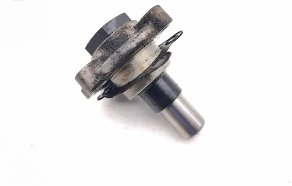 Maserati Quattroporte Timing belt/chain tensioner c40a30214x