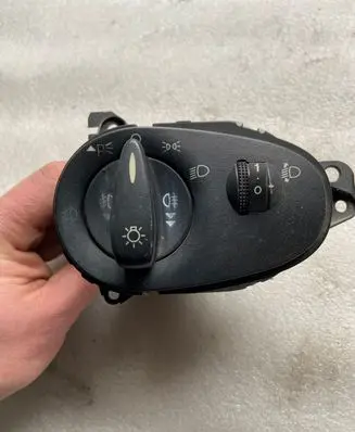 Ford Focus Light switch 2M5T13A024BA
