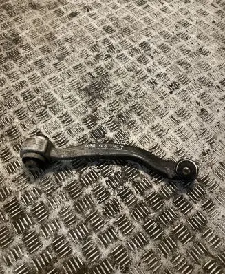 Mercedes-Benz C W204 Front lower control arm/wishbone 2043304411 A2043304411