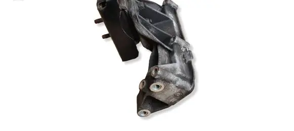 Iveco Daily 4th gen Engine mounting bracket 500376599