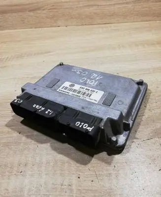 Volkswagen Polo Engine control unit/module ECU 03D906032C 5WP4012407