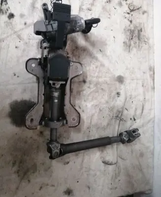 Ford Fiesta Steering wheel axle