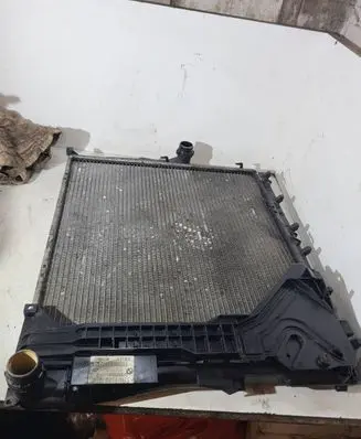 BMW X3 E83 Coolant radiator 7788136 EZT93T 3154Z011
