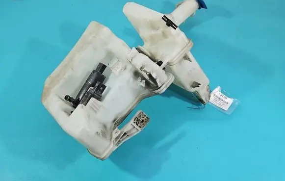 Volkswagen PASSAT CC Windshield washer fluid reservoir/tank 3C8955453B IMPRK1543006