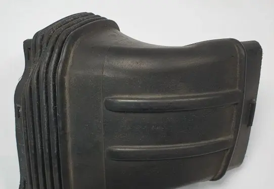Audi A6 S6 C6 4F Air intake hose/pipe 4F0129739B