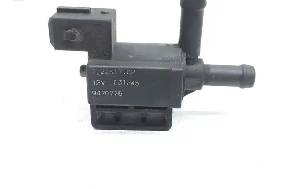 Vacuum valve