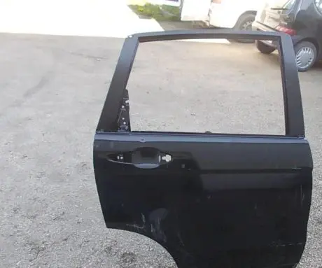Honda CR-V Front door