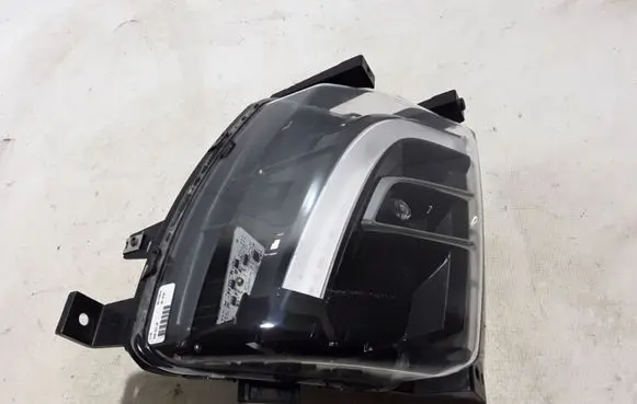Tesla Model X Front fog light 1034330