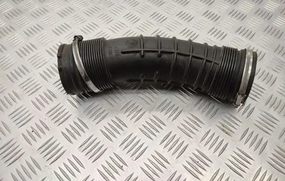 Volvo XC70 Air intake duct part 6898050