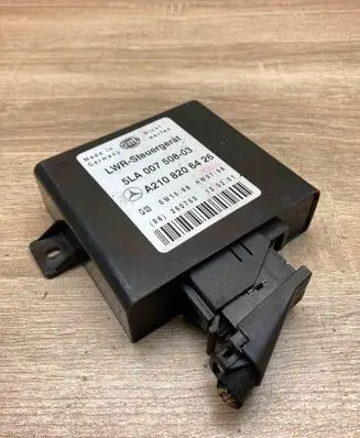 Mercedes-Benz E W210 Light module LCM A2108206426 5LA00750803 WITHPLUG