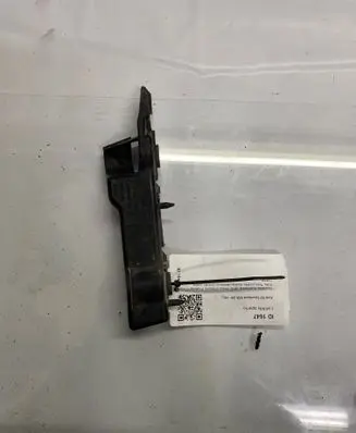 Audi A5 Sportback 8TA Front bumper mounting bracket 8T0807283A