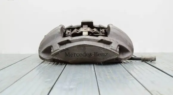 Mercedes-Benz GLC X253 C253 Front brake caliper