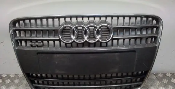 Audi Q7 4L Front bumper upper radiator grill 4L0853651