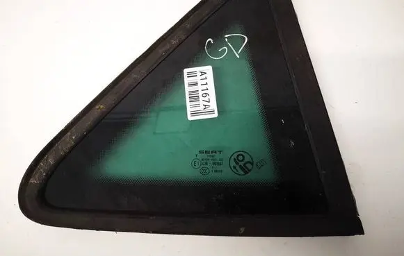 Seat Leon (5F) Rear side window AS3
