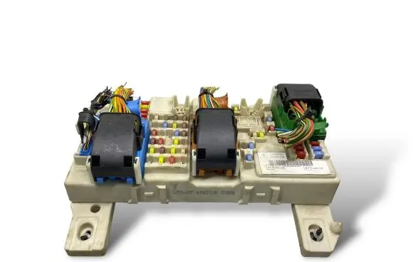Ford Focus Fuse module 7M5T14A073DC