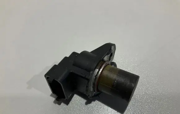 Mercedes-Benz E W211 Camshaft speed sensor A0031539728 300204 0031539728