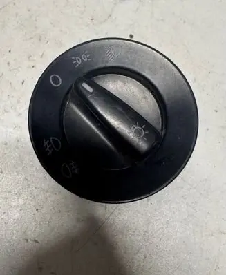 Volkswagen PASSAT B5 Light switch 1C0941531