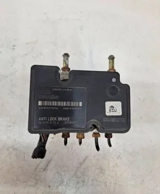 Suzuki Wagon R+ ABS Pump 06210901313 B6S2K27D39 5WK84029