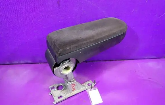 Volkswagen PASSAT B4 Armrest 