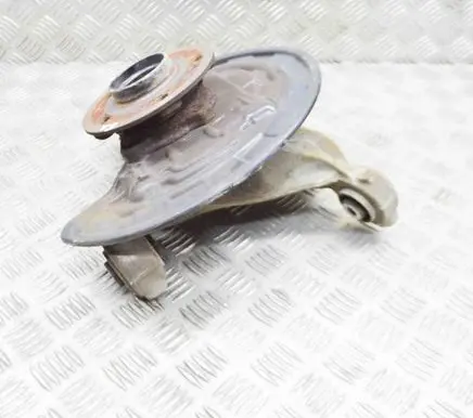 Mercedes-Benz B W247 Rear wheel hub A2474230220 A2473571400