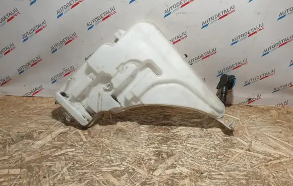 BMW 4 F36 Gran coupe Windshield washer fluid reservoir/tank 7241679