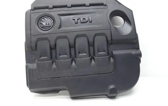 Skoda Octavia Mk3 (5E) Engine cover (trim) 04L103925C