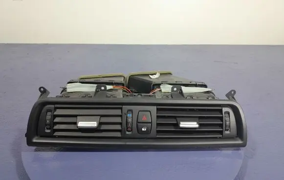 BMW 5 E60 E61 Dashboard side air vent grill/cover trim 9209136