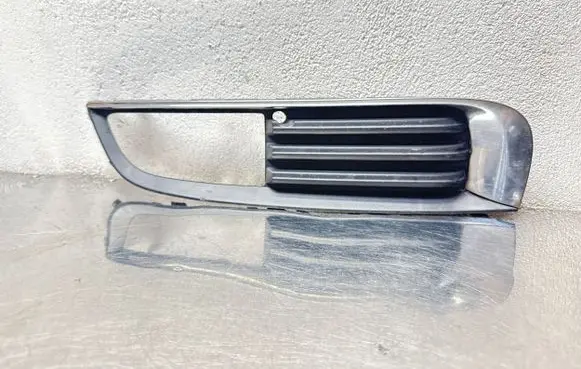 Opel Insignia A Front bumper lower grill 13238370 551004542
