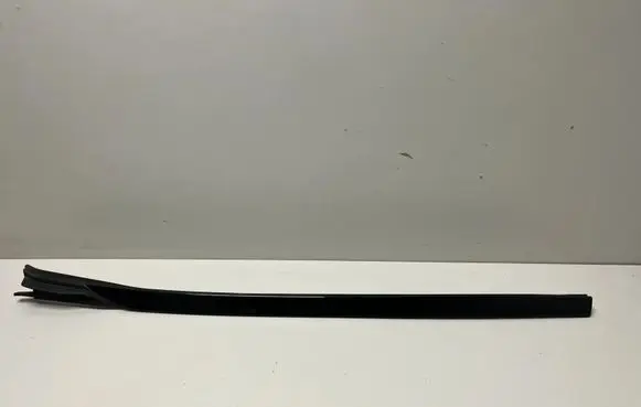 BMW X6 G06 Windshield trim 7465339 9880519