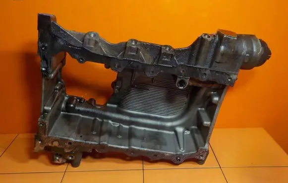 Nissan Navara D23 Oil sump 110170567R