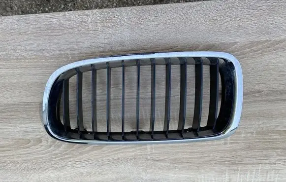 BMW 3 F30 F35 F31 Front grill 51137255411