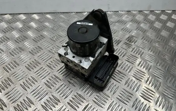 Skoda Octavia Mk2 (1Z) ABS Pump 1K0907379 1K0907379AD 1K0614517BD