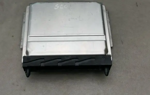 Volvo XC90 Engine control unit/module 0281011441 30646978A